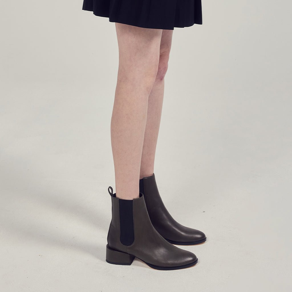 CASAR - EOS Footwear - #color_Dark/olive
