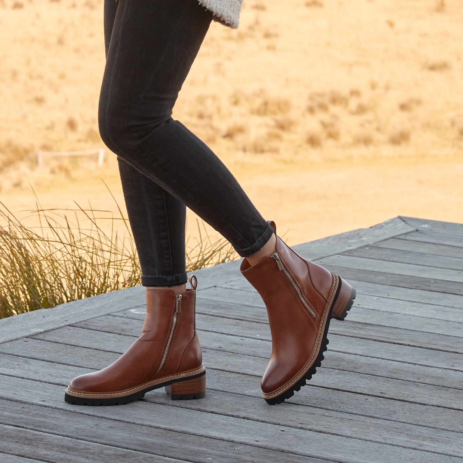 LINDIRA ANKLE BOOTS LEATHER